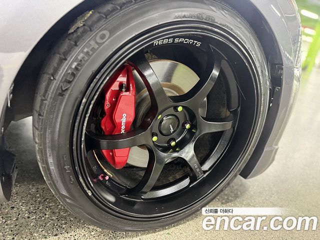 Hyundai Genesis из Кореи Encar