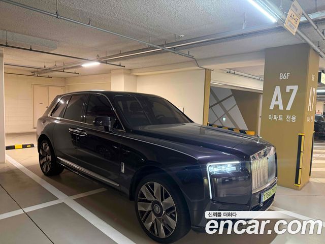 Rolls-Royce Cullinan 6.7 V12 — пробег 12 000 км — фото 3 из 5