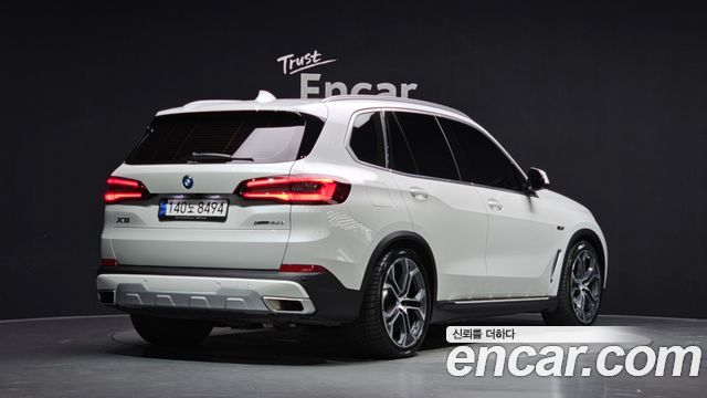 BMW X5 xDrive 45e xLine — пробег 47 299 км — фото 2 из 5