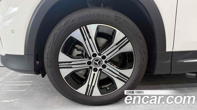 Mercedes-Benz EQB из Кореи Encar