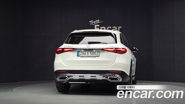 Mercedes-Benz GLC-Class GLC220 d 4MATIC — пробег 1 009 км — фото 4 из 5